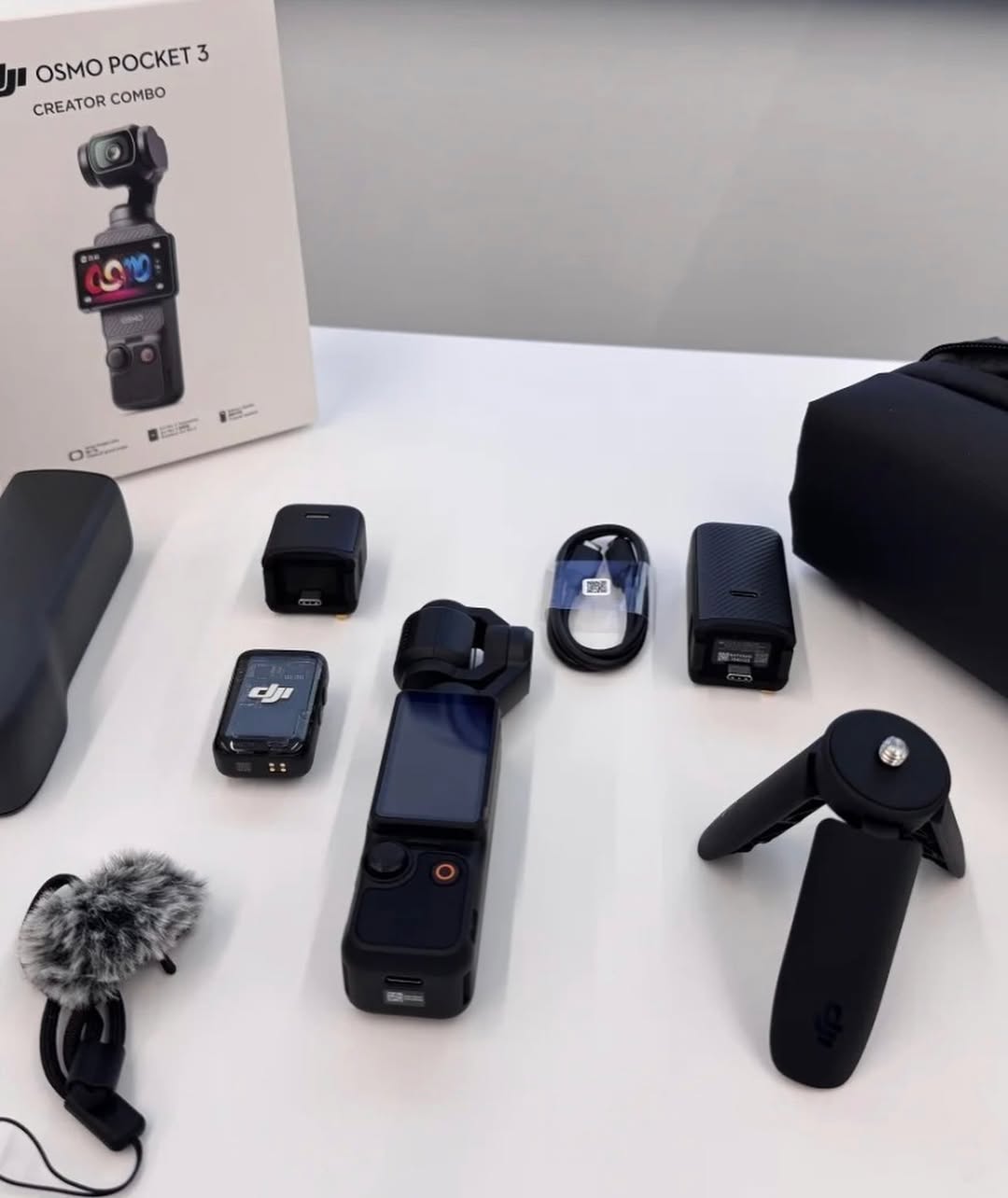 DJI Osmo Pocket 3 combo