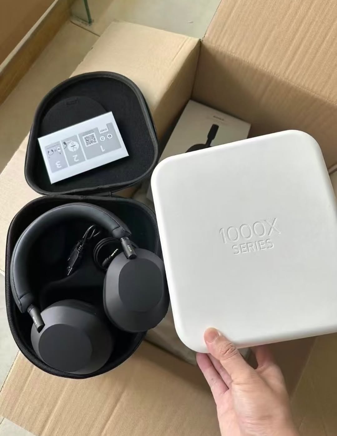 Sony WH-1000XM5