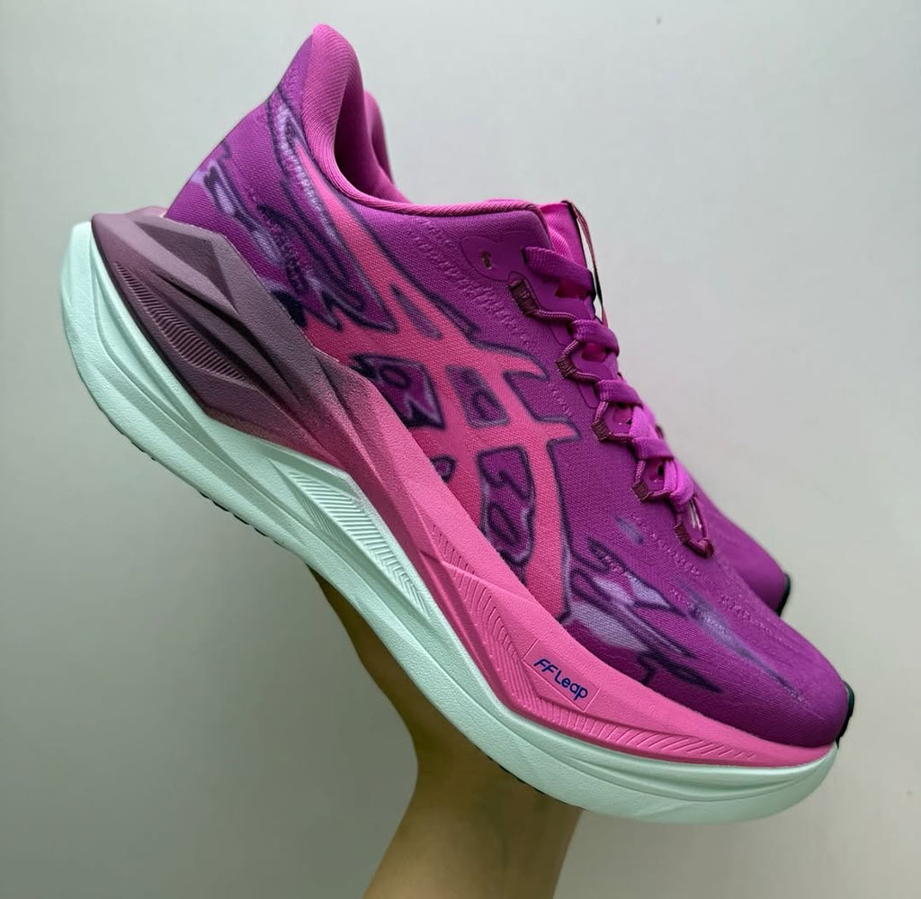 ASICS Superblast