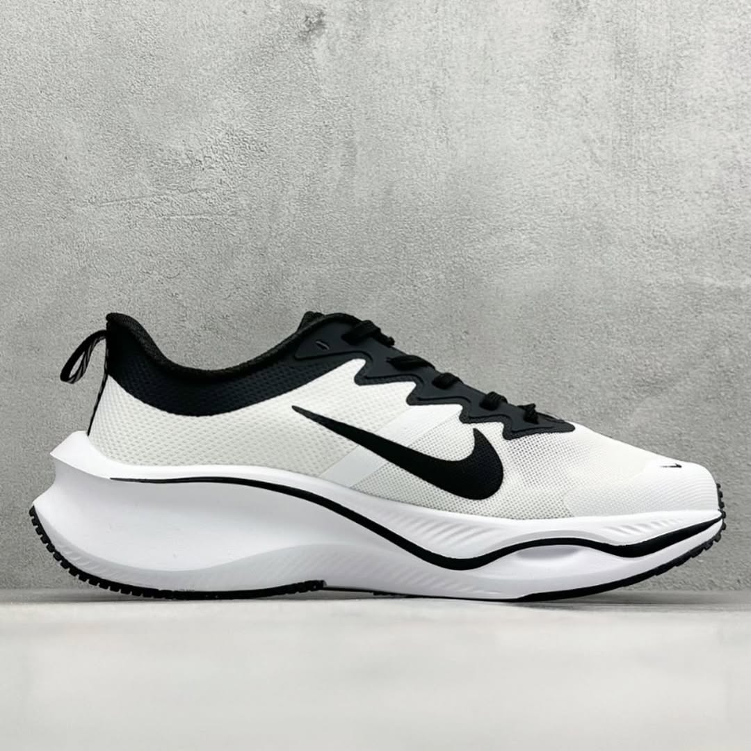 Nike ZoomX Plus
