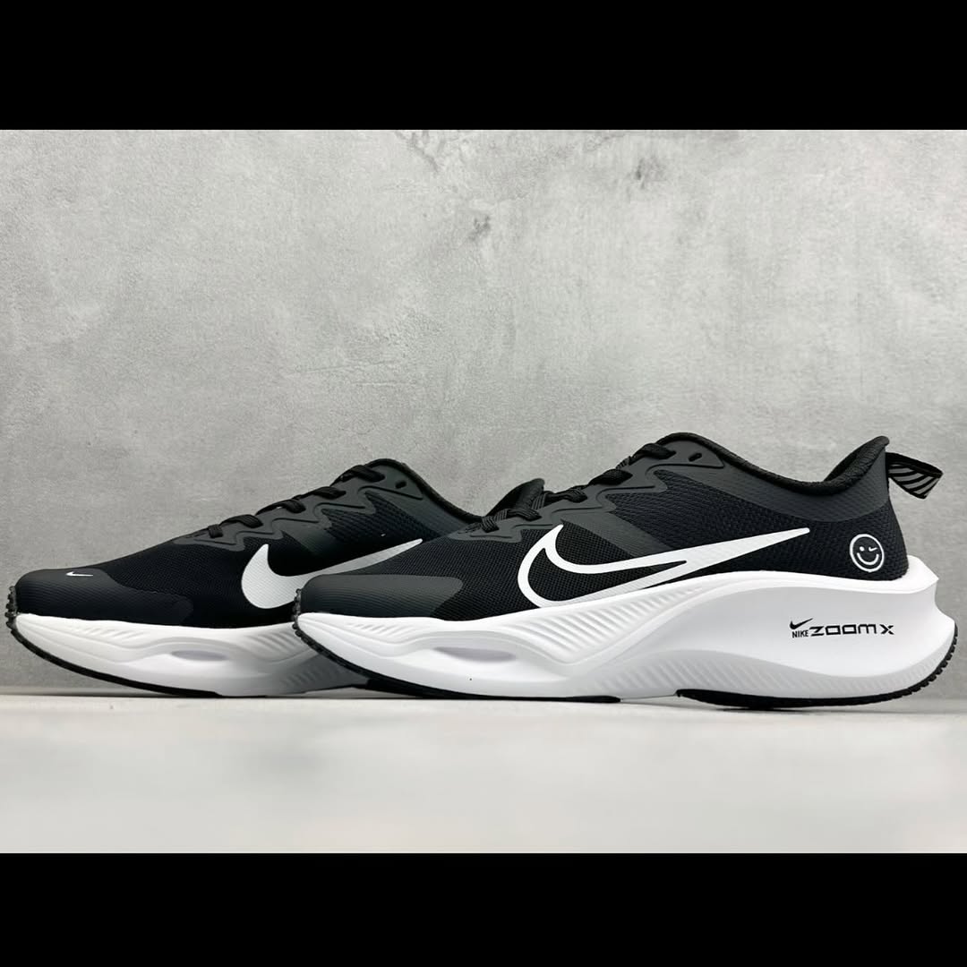 Nike ZoomX Plus