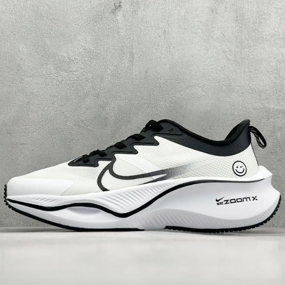 Nike ZoomX Plus