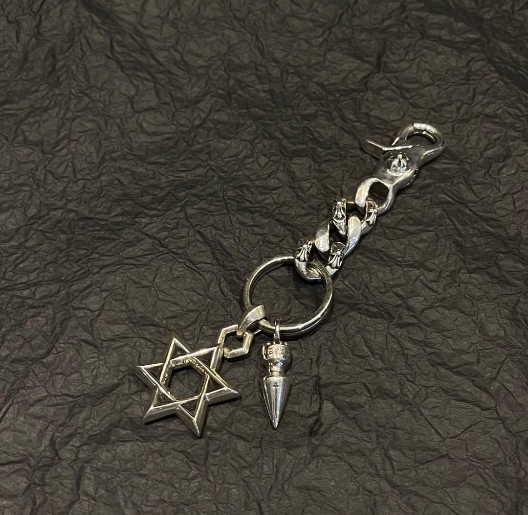 keychain Chrome Hearts