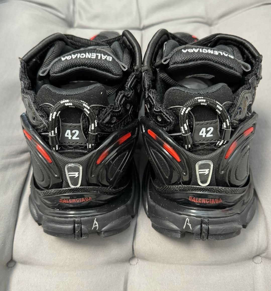 Balenciaga Runner Graffiti