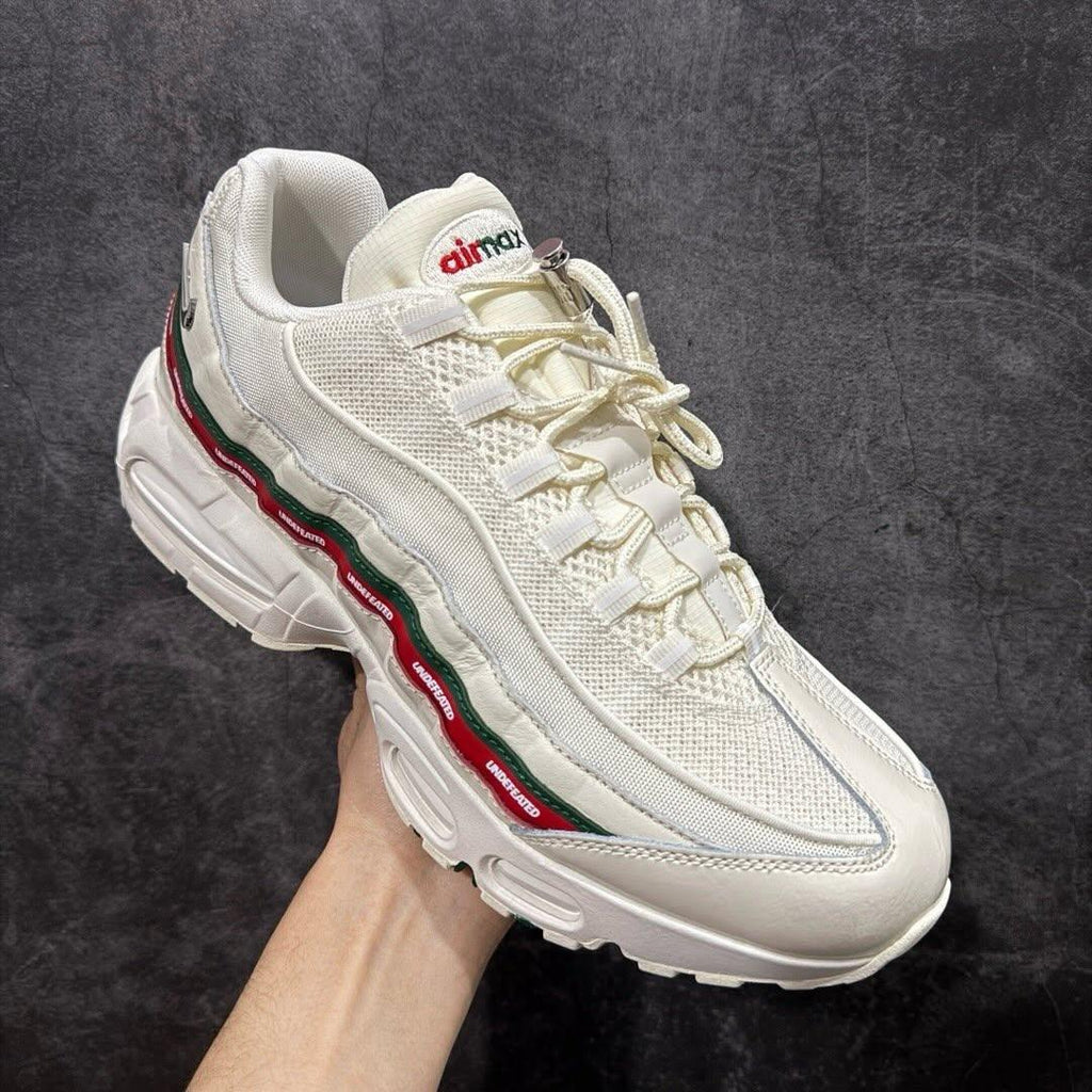 Nike Air Max 95 SP Undefeated Sail