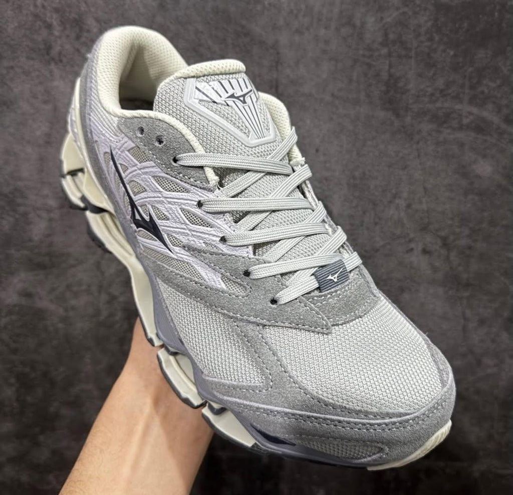 Mizuno Wave Prophecy LS