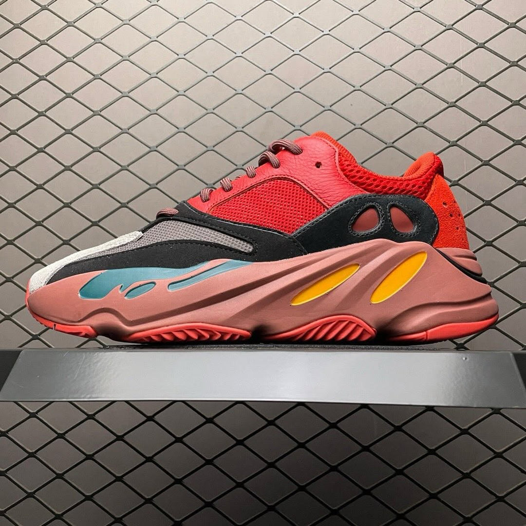 Adidas Yeezy Boost 700