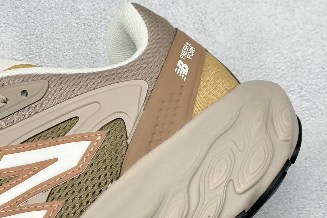 New Balance Fresh Foam Beige