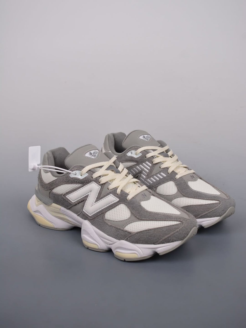 New Balance 9060 Grey