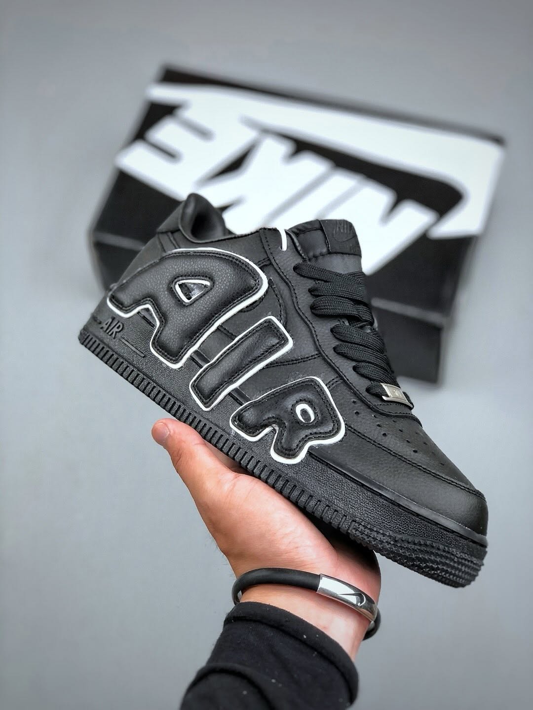 Nike Air Force 1 Low x