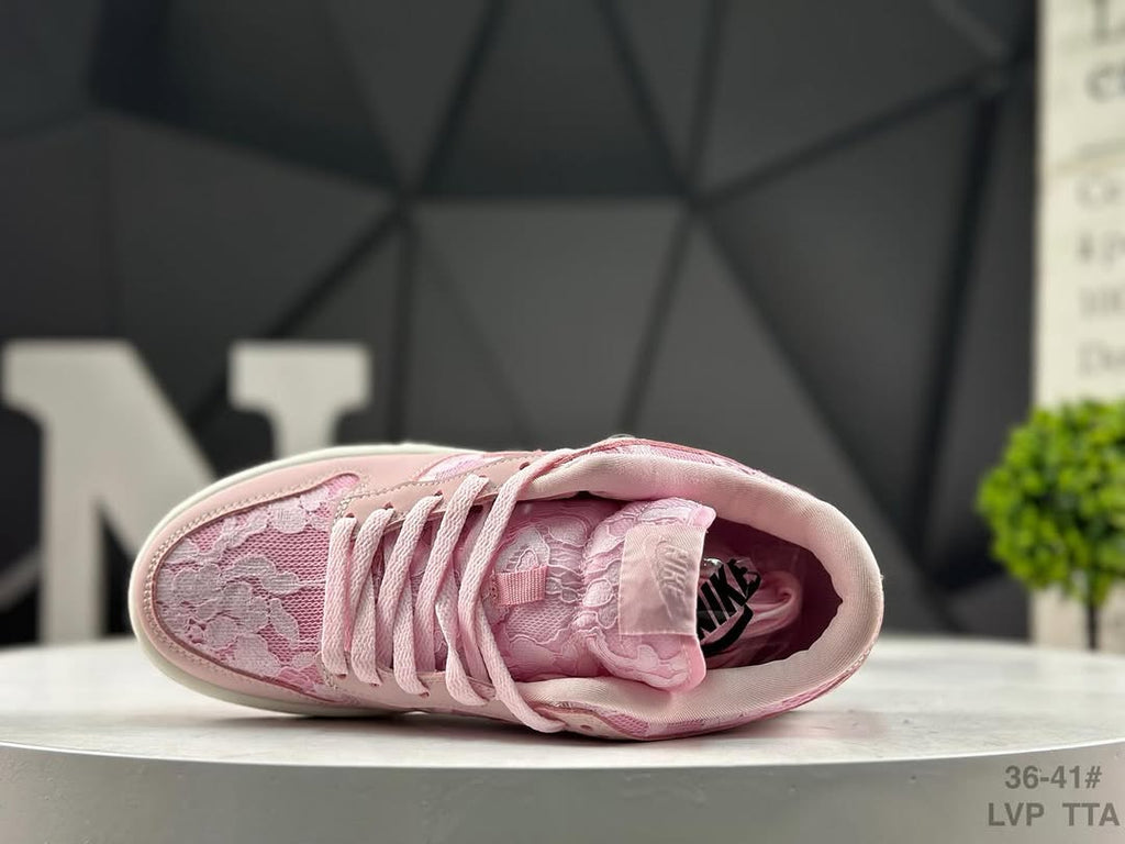 Nike Dunk Low Pink Lace