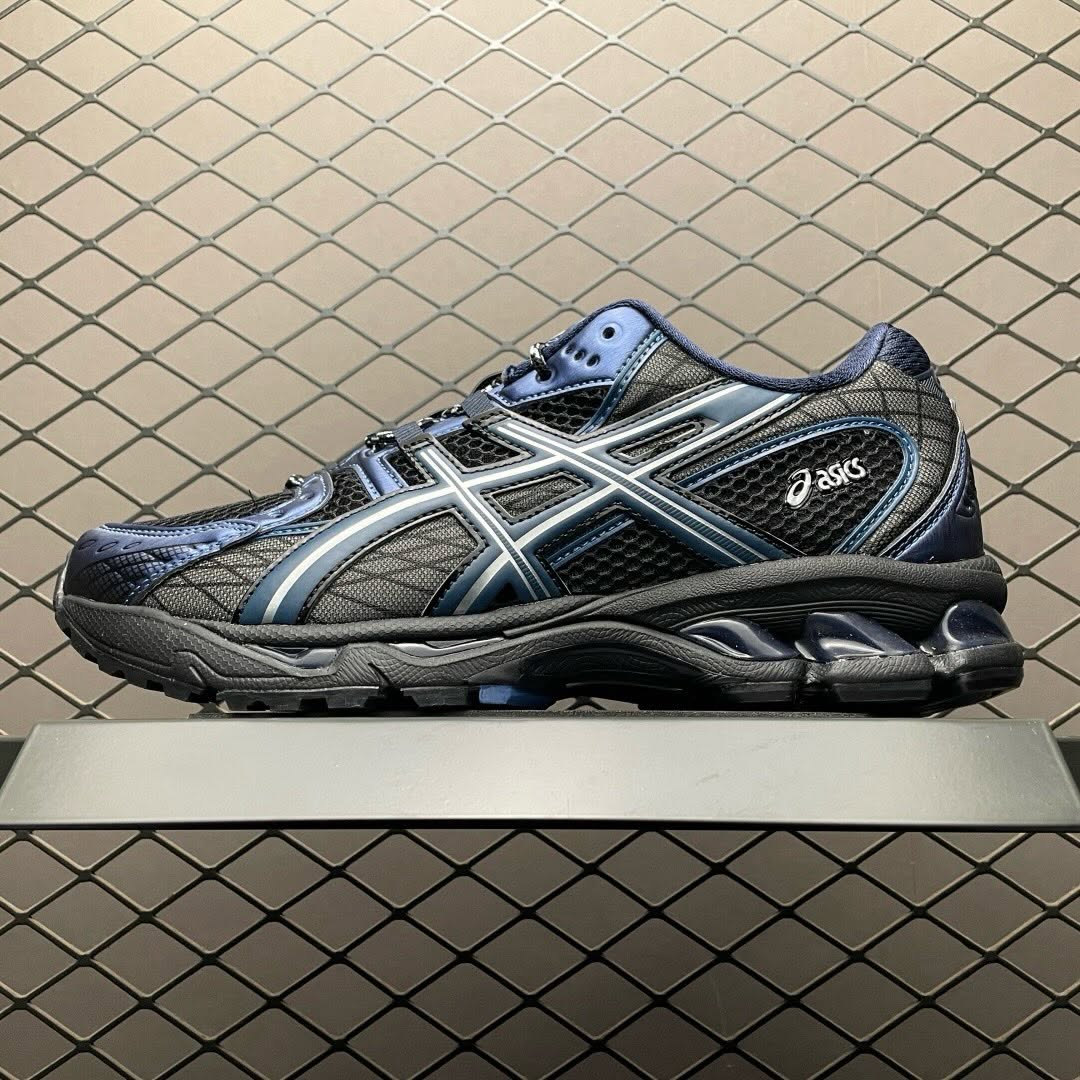 ASICS GEL Black Navy