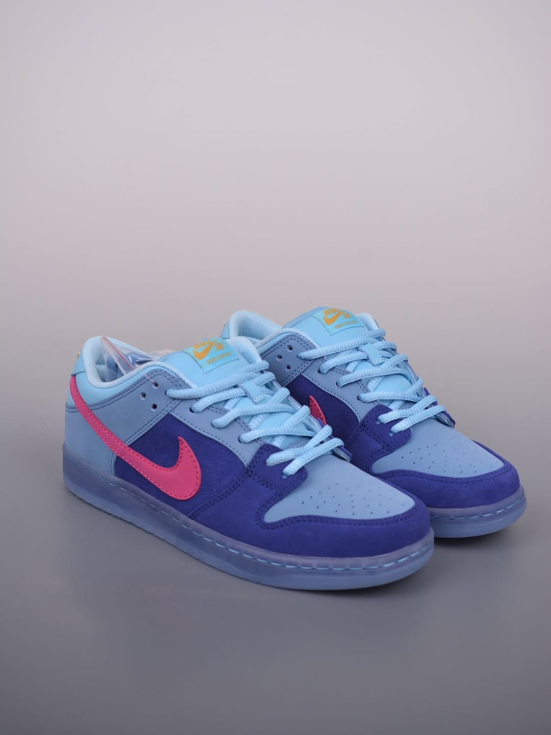 Nike SB Dunk Low