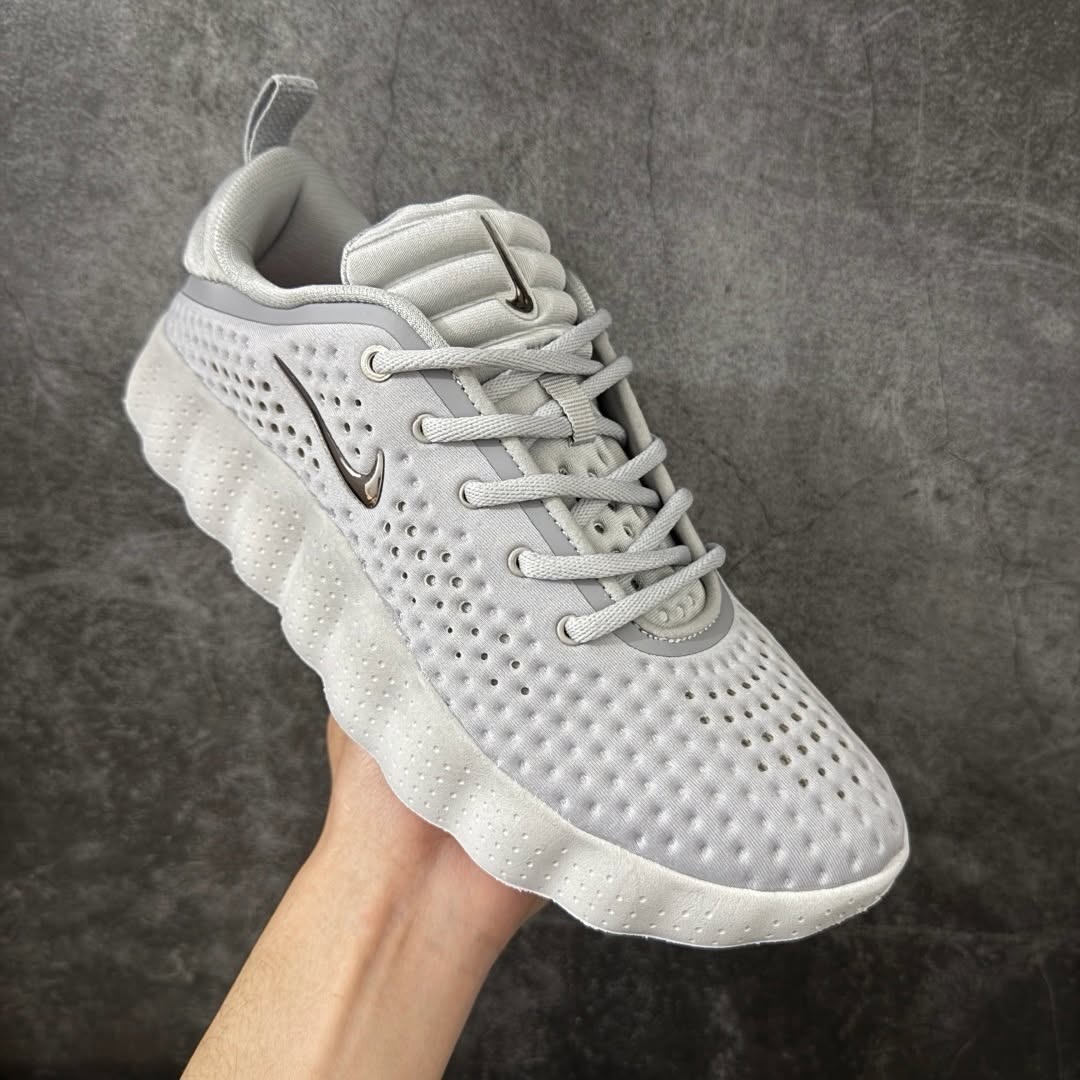 Nike Mind 002