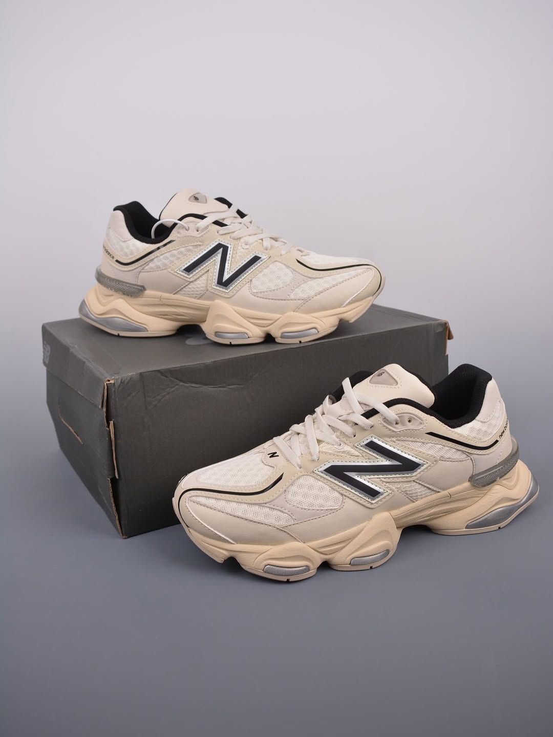 New Balance 9060 Beige