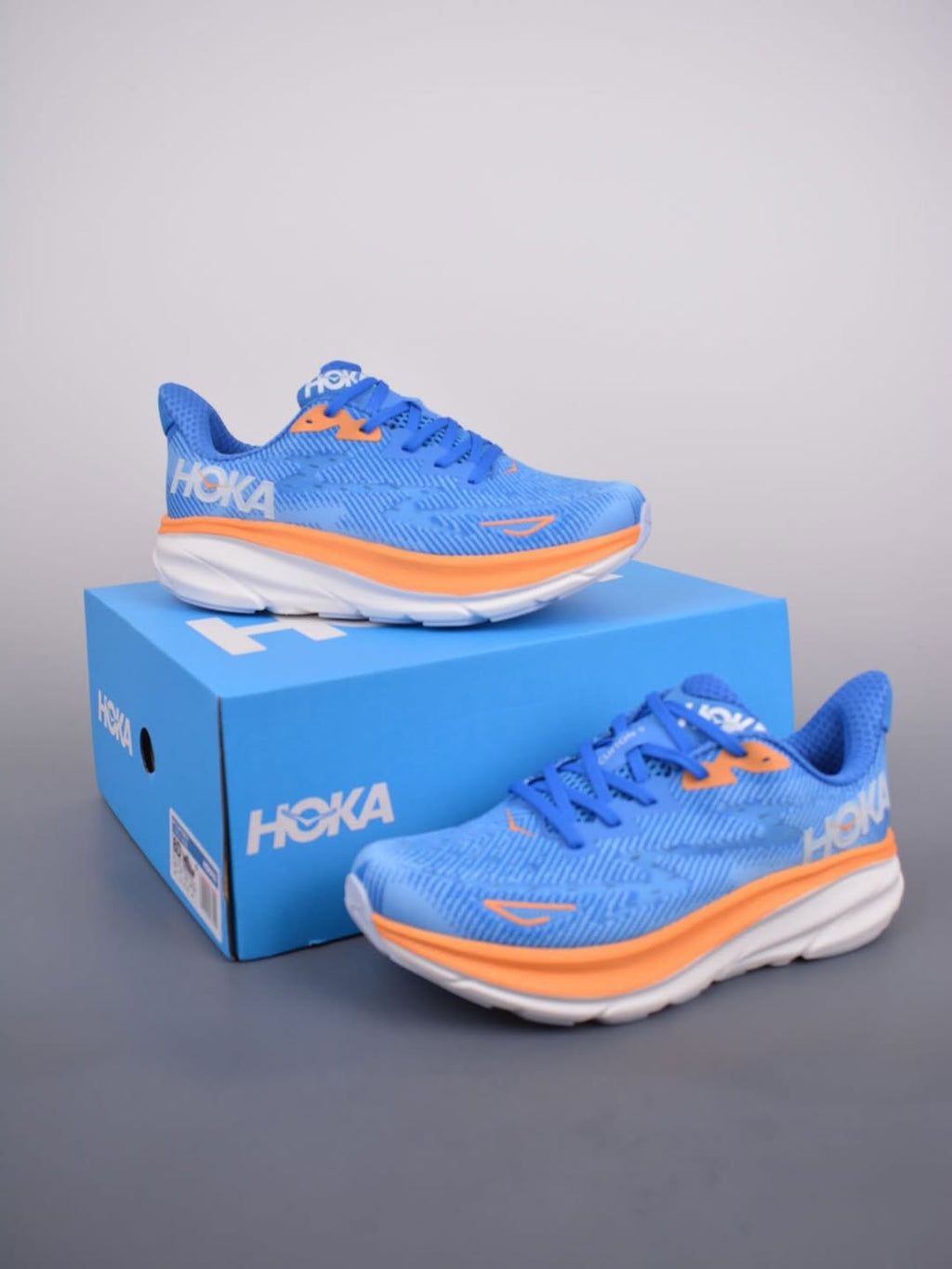 HOKA Clifton 9