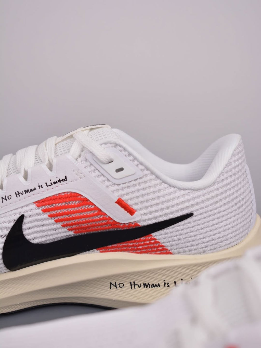 Nike Air Zoom Pegasus 40 White/Black/Red