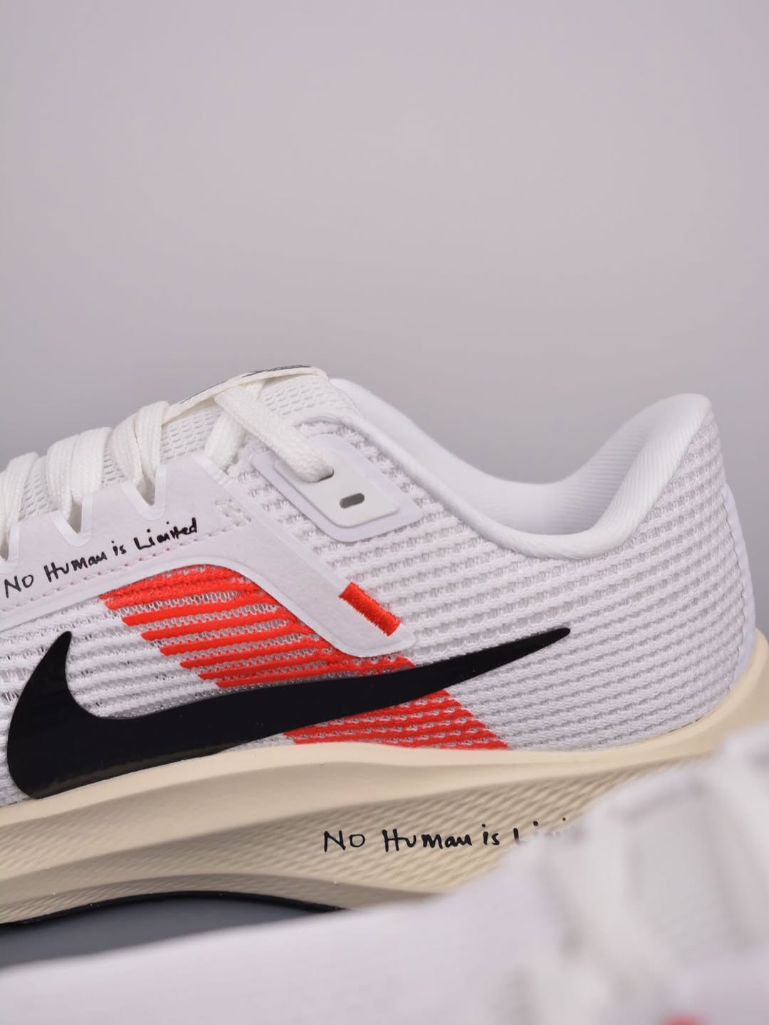 Nike Air Zoom Pegasus 40 White/Black/Red