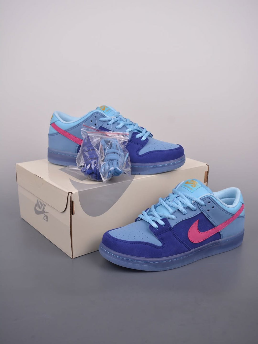 Nike SB Dunk Low
