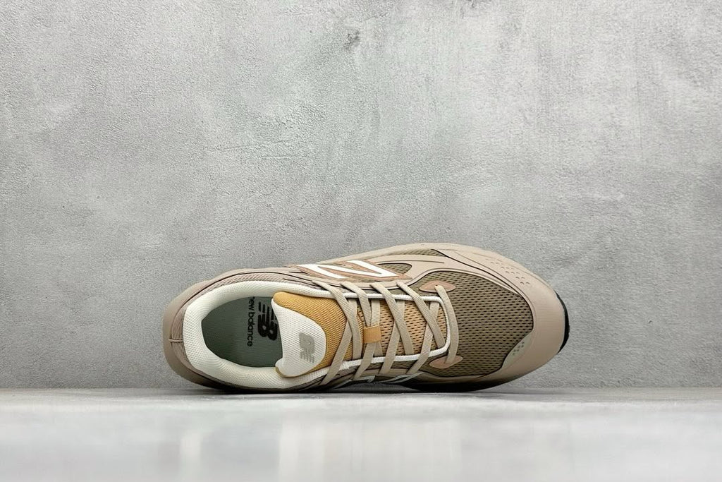 New Balance Fresh Foam Beige