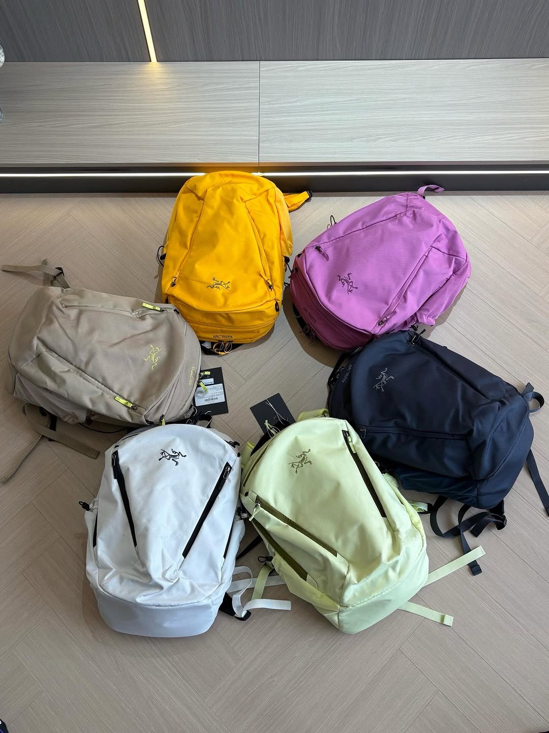 🎒 תיקי גב Arc’teryx