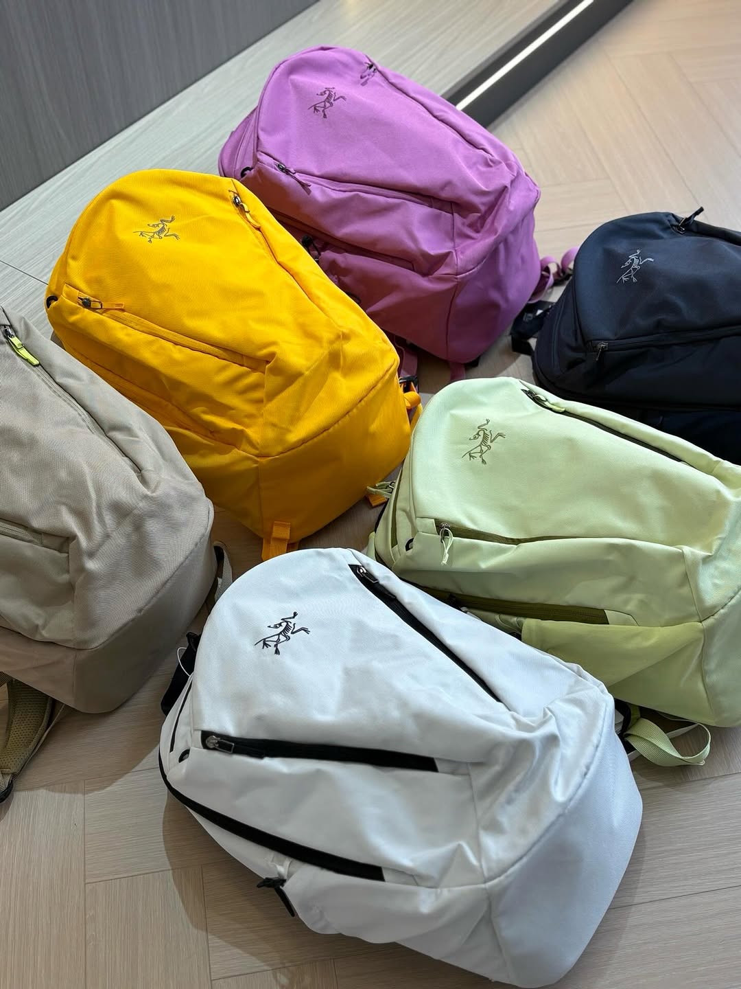🎒 תיקי גב Arc’teryx